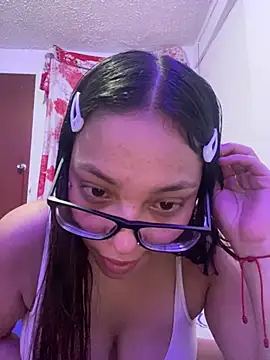 arymoon777 online show from April 19, 2:22 am