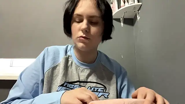 Hissokai online show from April 10, 1:39 pm