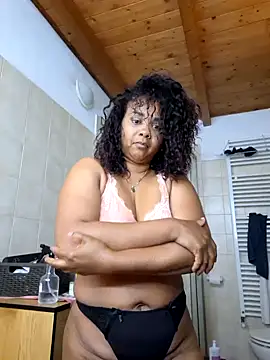 Roxan26 online show from May 11, 7:54 am