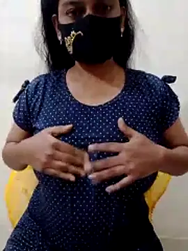 black-woman online show from April 10, 4:13 pm