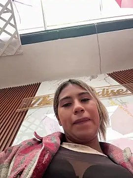 Kimmiebellarie online show from April 23, 12:29 pm