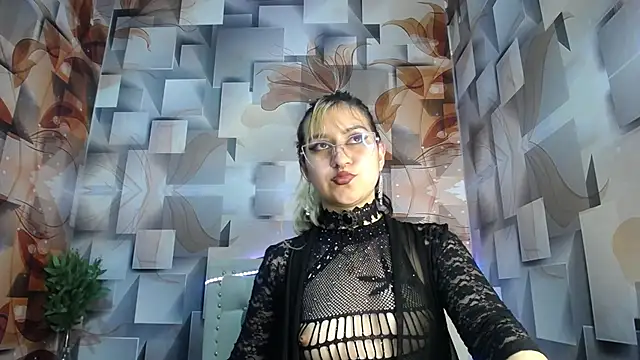 star  pink online show from April 18, 7:07 pm