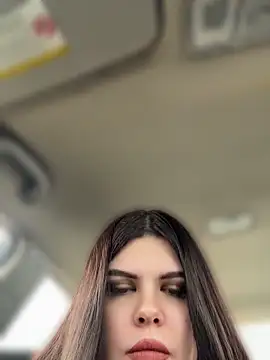 AmeliaBronze online show from April 15, 6:47 am