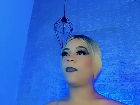 CristalGill  online show from April 17, 2:46 am