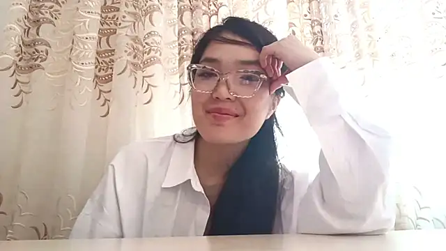 BrawnyDrip online show from May 8, 11:46 am