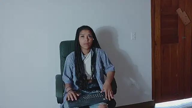 serena sex31 online show from May 1, 11:57 am