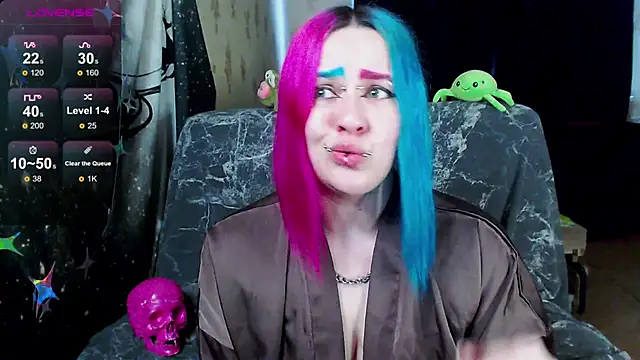 Neon Baddie online show from April 15, 3:45 pm