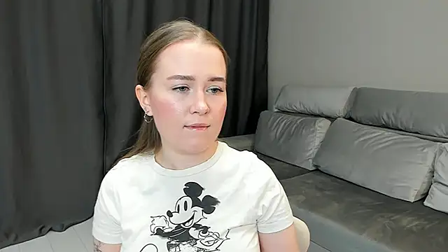 IvoryWillig online show from April 19, 7:08 am