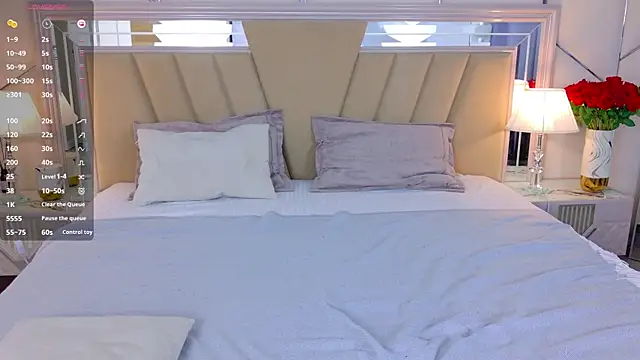 JayneMiler online show from April 18, 7:07 pm