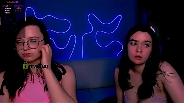 nymira online show from May 16, 1:52 am