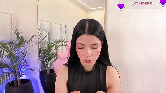 imnikaa  online show from June 25, 3:24 pm