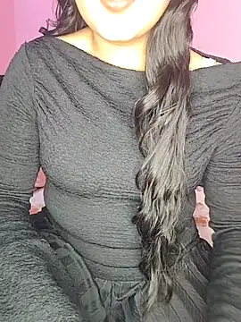 hotsivya online show from April 22, 8:22 am