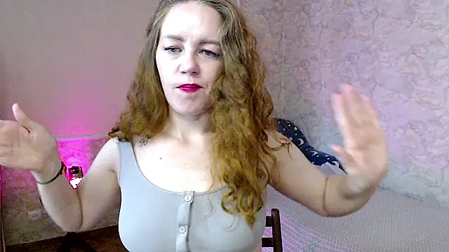 Fern Lust online show from July 11, 10:59 am