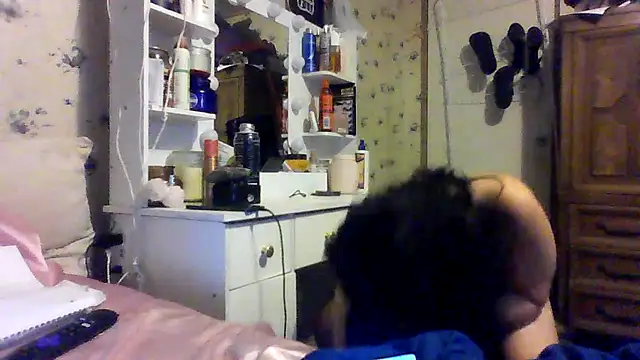 gagqueen2026 online show from April 24, 3:37 pm