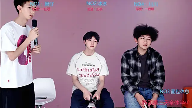 Y-lucky01 online show from April 17, 12:40 pm