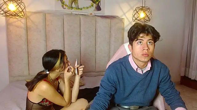 mrandmrsvixencs online show from May 13, 2:56 pm