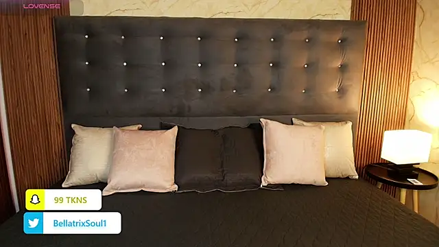 BellatriixSoul online show from April 21, 2:02 pm