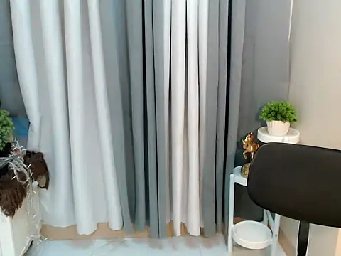 marie castro online show from April 29, 6:24 pm