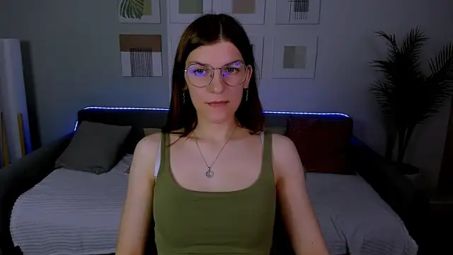 AnnaThorne online show from May 6, 5:22 am