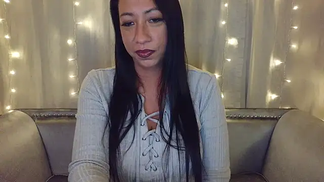 CheyDoll online show from May 15, 1:43 am