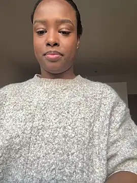 Emilie 20 online show from May 14, 4:13 pm