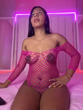 Adara petite online show from April 25, 9:12 pm