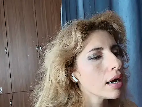  horny sexy  online show from October 28, 7:47 am