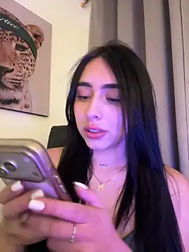 IsabellaNoir  online show from June 6, 12:17 am