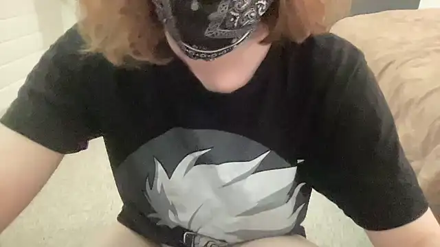 leasweetyy online show from June 15, 1:44 pm