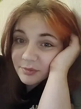 LoisFox online show from April 22, 8:39 pm