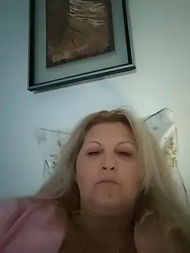 Divineblond online show from February 15, 7:57 pm