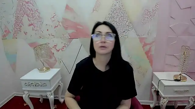 Jinaluv4 online show from April 22, 2:14 pm