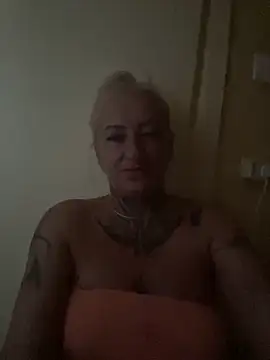 wowblue83 online show from June 29, 6:07 pm