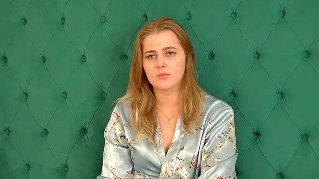 EllaBells online show from June 3, 6:03 am