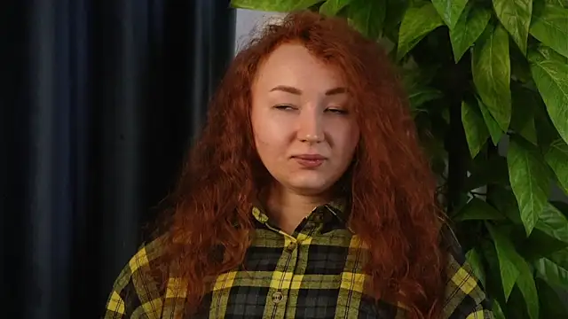 NinaOlten online show from April 28, 5:33 am