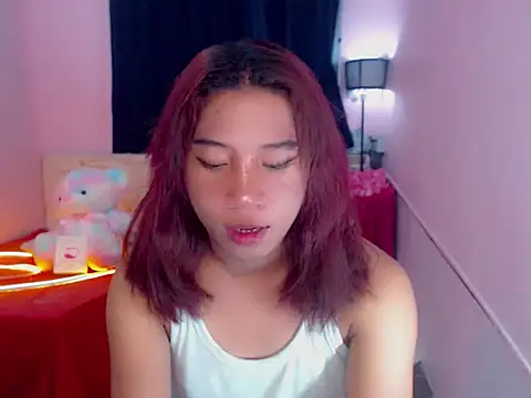 URsexyLylia online show from May 28, 1:36 am