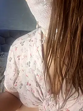 zizosey online show from July 19, 8:49 am