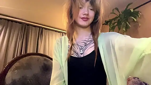sarawhisperr online show from May 15, 4:54 pm
