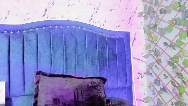 Lucy Doll8 online show from June 9, 9:25 pm