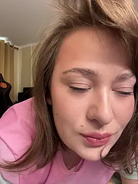 BettyRussian online show from May 15, 11:57 am