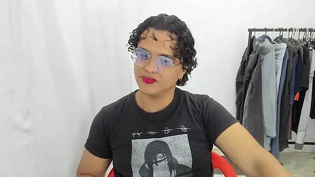 Diane exotic online show from May 8, 9:27 pm