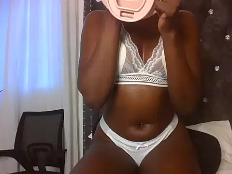 lil creamer online show from April 29, 5:21 am