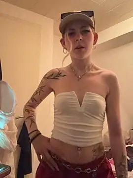 Lina-420 online show from May 21, 7:45 pm