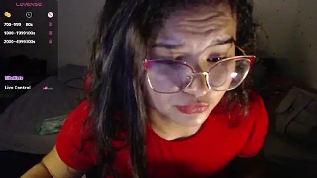 Lily     online show from May 15, 11:29 pm