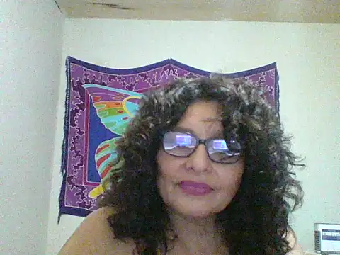 Rochi51 online show from May 18, 10:38 pm