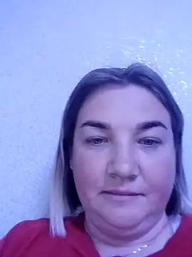 MiyaOlliver online show from April 26, 3:32 pm