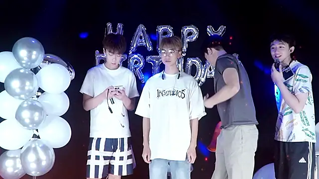 lucky-love888 online show from July 20, 12:29 pm