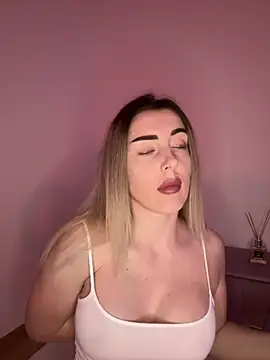 IrisDesiree online show from May 4, 2:21 pm