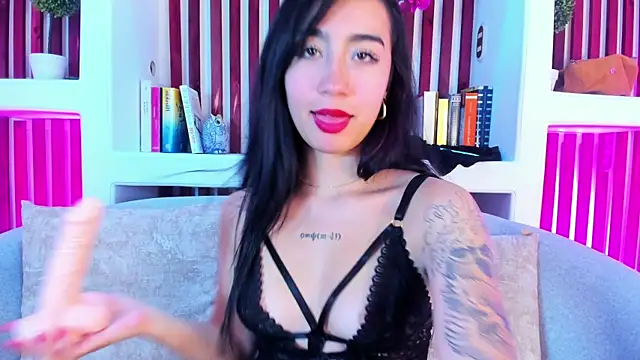 AshleyGross  online show from May 20, 1:57 am
