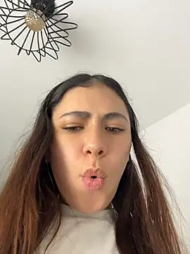EmilyCxx online show from July 8, 12:02 am